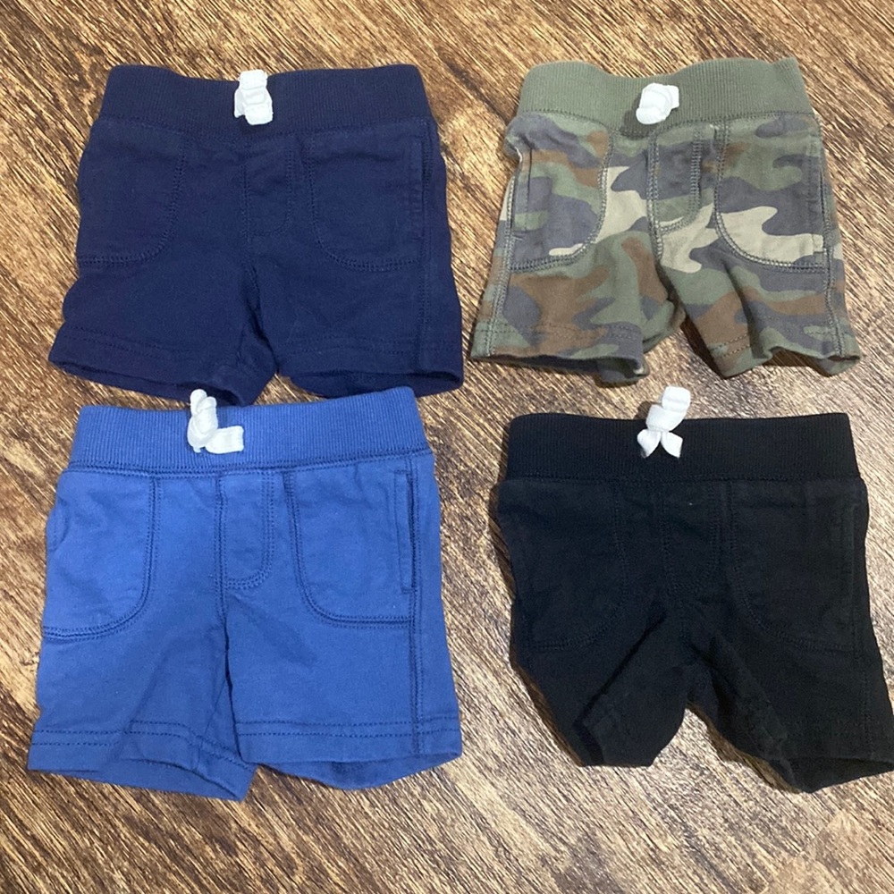 Carter’s shorts 4 pack